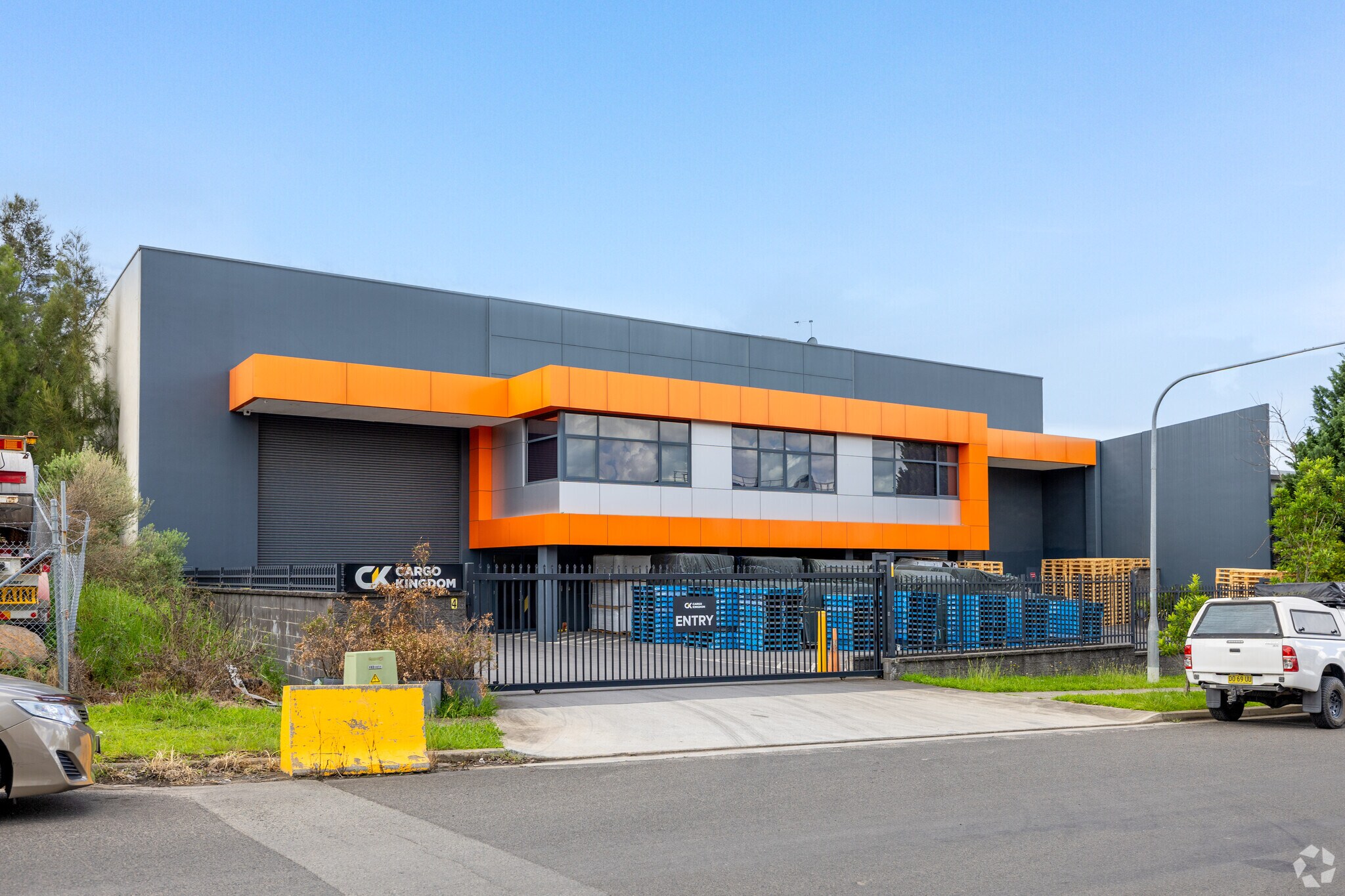 4 Gatwood Cl, Padstow for lease Primary Photo- Image 1 of 7