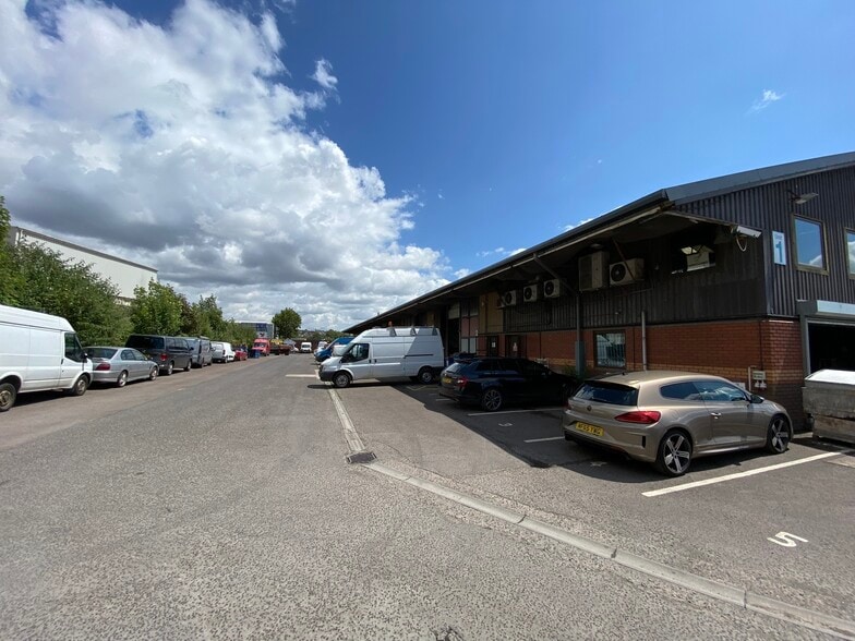 Netham Rd, Bristol à vendre - Photo du bâtiment - Image 2 de 15