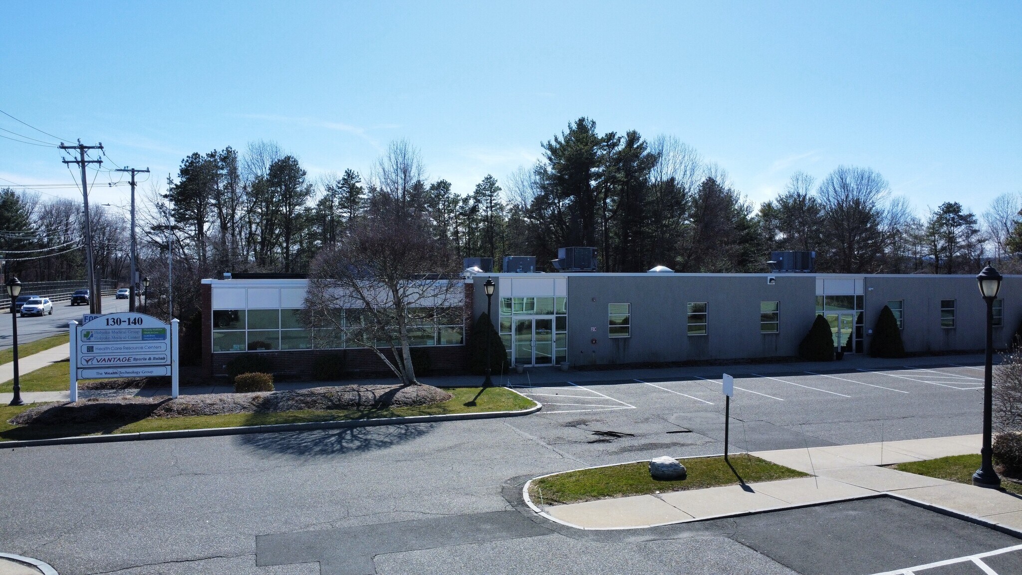 130 Southampton Rd, Westfield, MA à louer Photo du bâtiment- Image 1 de 10