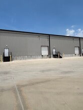 3550 E Long Ave, Fort Worth, TX for lease Building Photo- Image 2 of 7