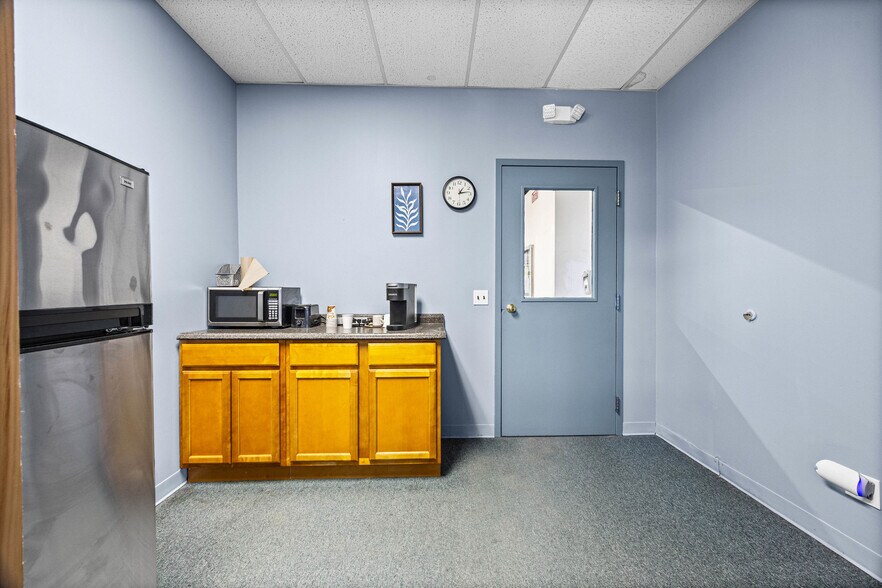 10 Forbes St, Dansville, NY à louer - Photo intérieure - Image 3 de 41