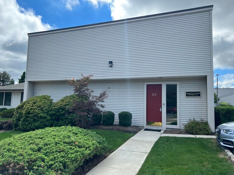 5 Cold Hill Rd S, Mendham Township, NJ for lease - Building Photo - Image 3 of 8