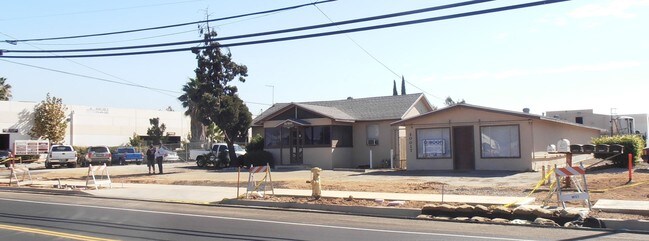 Plus de détails pour 10017-10023 Prospect Ave, Santee, CA - Industriel à louer