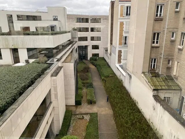 Bureau dans Vincennes à louer - Photo du bâtiment - Image 3 de 5