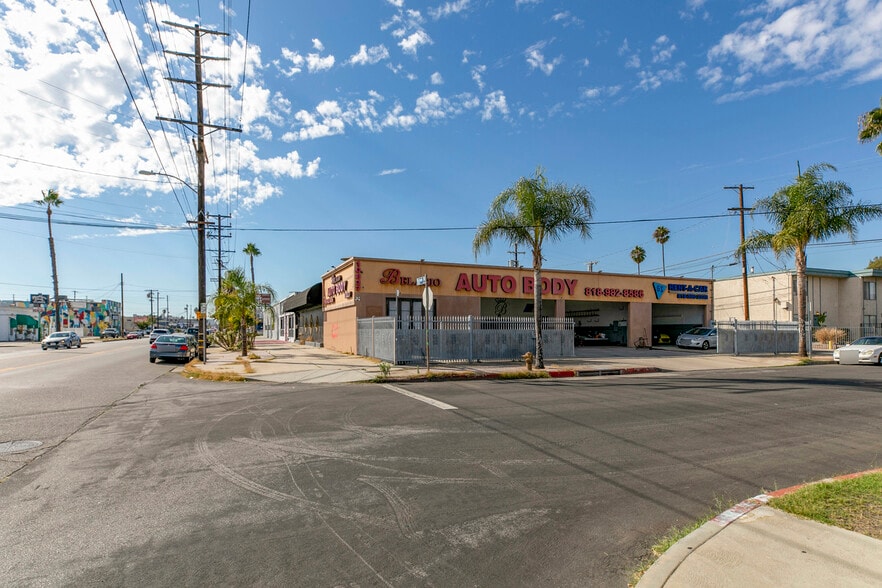 10837 Burbank Blvd, North Hollywood, CA for sale - Building Photo - Image 3 of 26