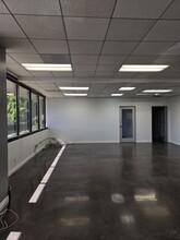 20350 Ventura Blvd, Woodland Hills, CA for lease Building Photo- Image 2 of 3