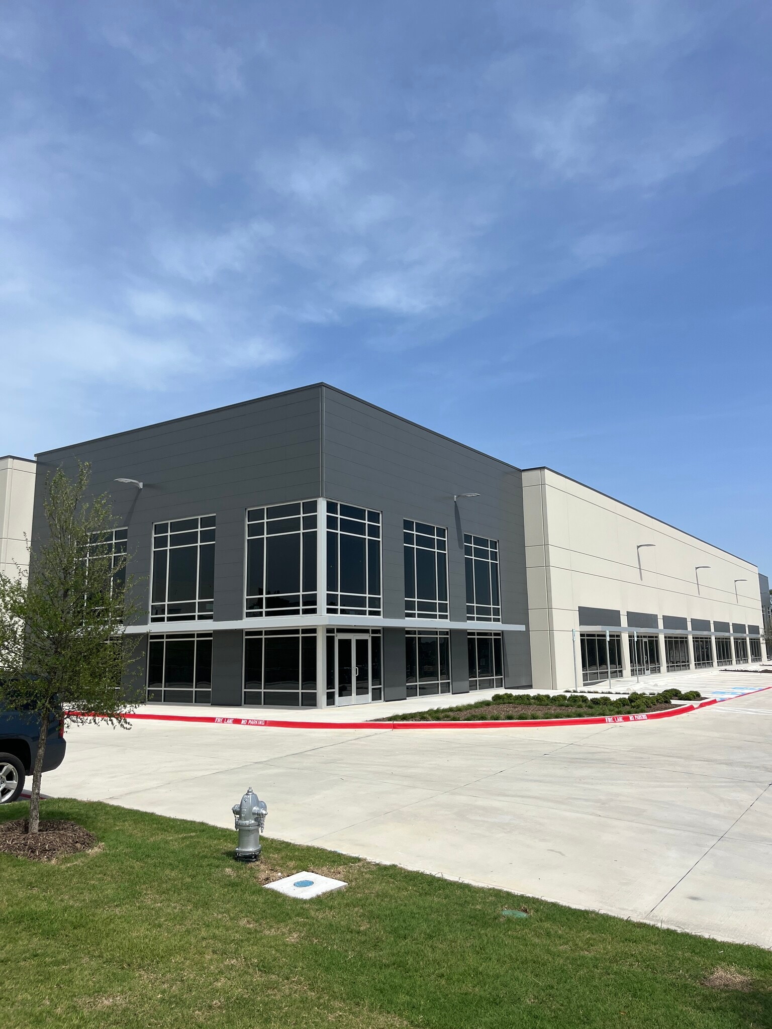 5757 N Beach St, Fort Worth, TX for lease Building Photo- Image 1 of 2