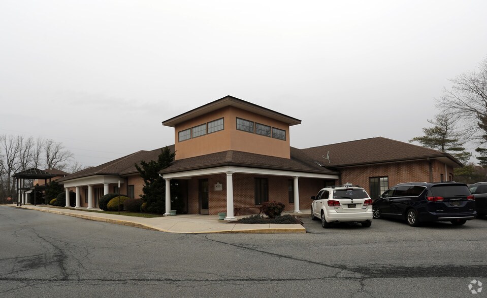 513-517 S Dupont Blvd, Milford, DE à louer - Photo du bâtiment - Image 3 de 3