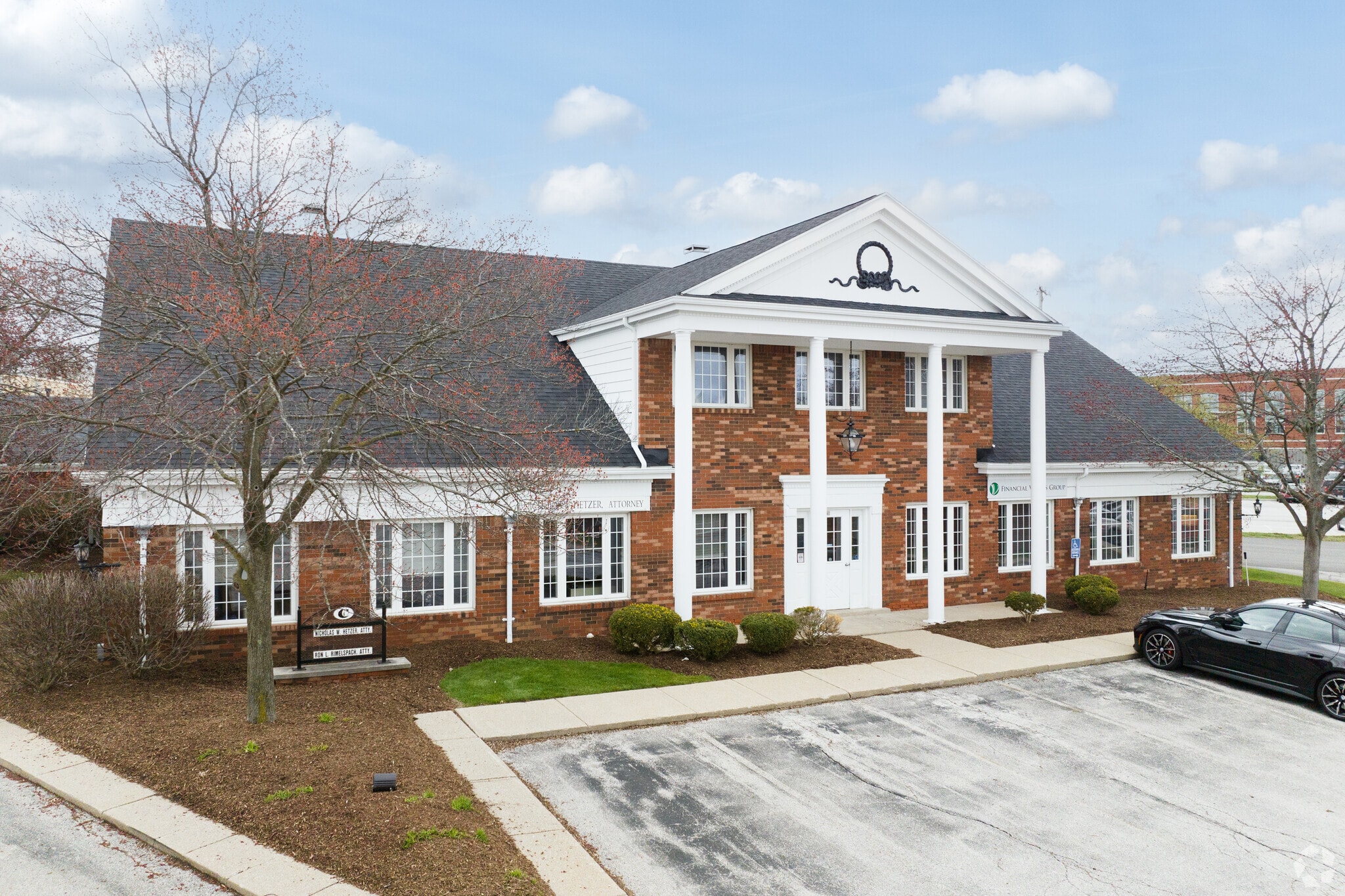 5800 Monroe St, Sylvania, OH for lease Primary Photo- Image 1 of 7