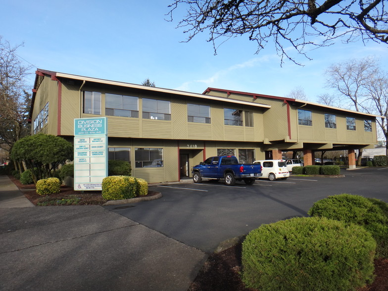 2410 SE 121st Ave, Portland, OR for lease - Building Photo - Image 1 of 1