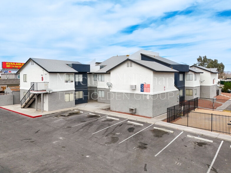 1701 N Rancho Dr, Las Vegas, NV à vendre - Photo du bâtiment - Image 3 de 13