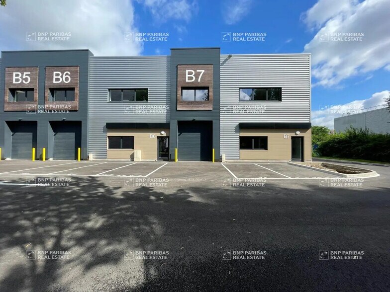 Flex dans Bussy-Saint-Georges à louer - Photo du bâtiment - Image 3 de 5