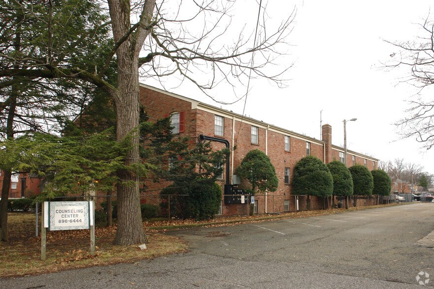 3815 Grandview Ave, Louisville, KY à vendre - Photo du bâtiment - Image 2 de 2