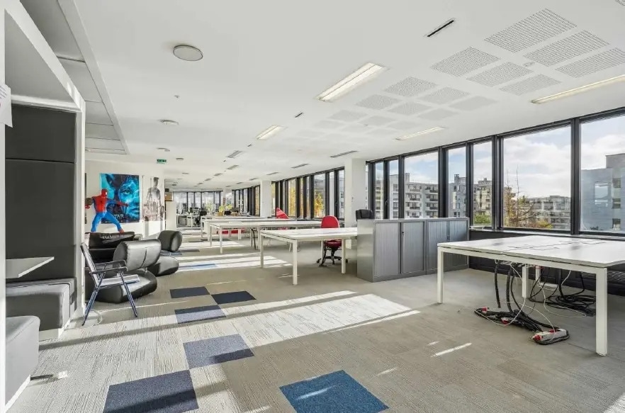 2-4 Rue Paul Vaillant-Couturier, Levallois-Perret for lease - Interior Photo - Image 3 of 9