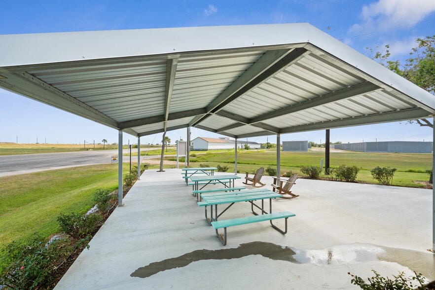 22996 Highway 60, Matagorda, TX for sale - Building Photo - Image 3 of 32