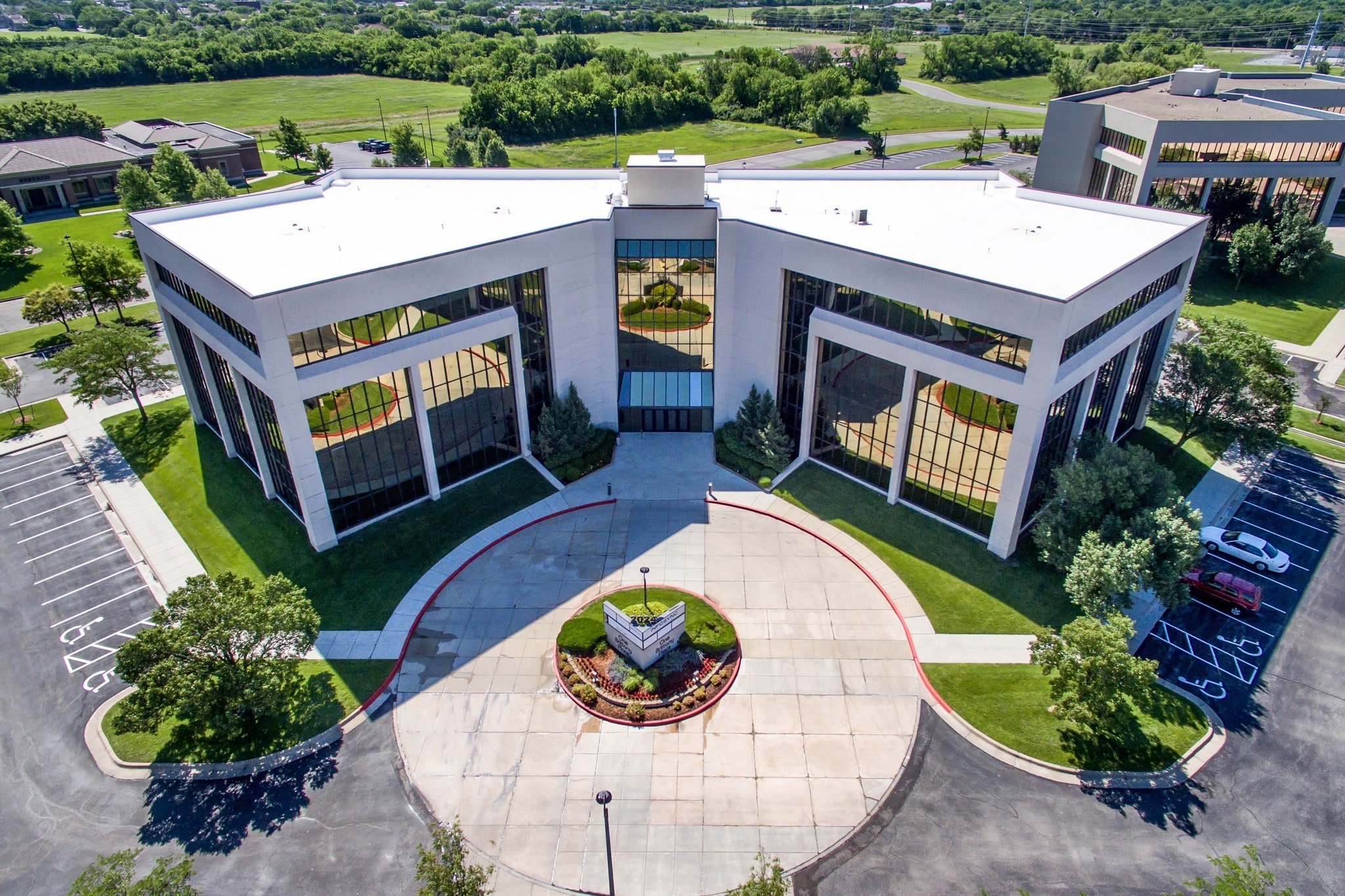 2024 N Woodlawn St, Wichita, KS for lease Building Photo- Image 1 of 21