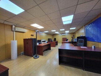 Plus de détails pour Commerce de détail à louer