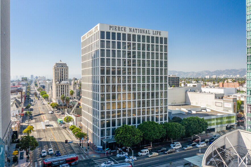 3807 Wilshire Blvd, Los Angeles, CA à louer - Photo du bâtiment - Image 1 de 3