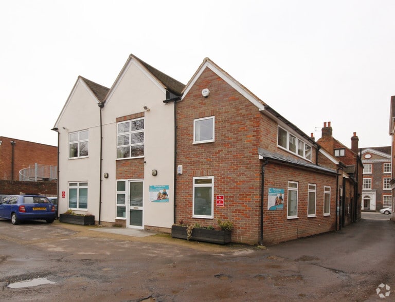 Portland Pl, Marlow à louer - Photo principale - Image 1 de 2