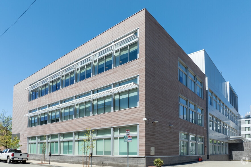 150 Second St, Cambridge, MA à louer - Photo du bâtiment - Image 2 de 6