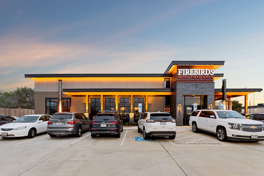 450 W State Highway 114, Grapevine, TX à vendre - Photo du bâtiment - Image 3 de 3
