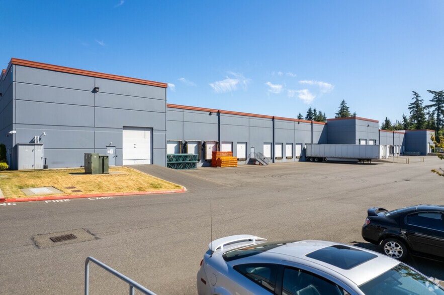6305 36th Ave W, Everett, WA for lease - Building Photo - Image 2 of 8