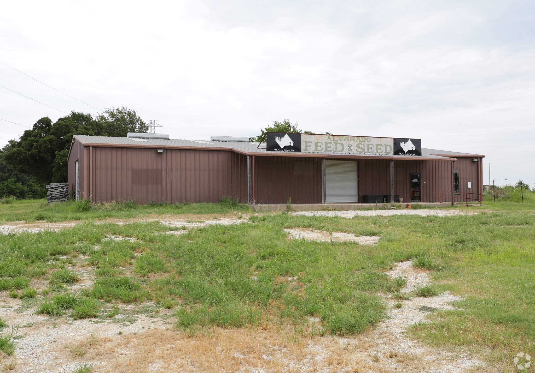 1209 S Parkway Dr, Alvarado, TX for sale Primary Photo- Image 1 of 1