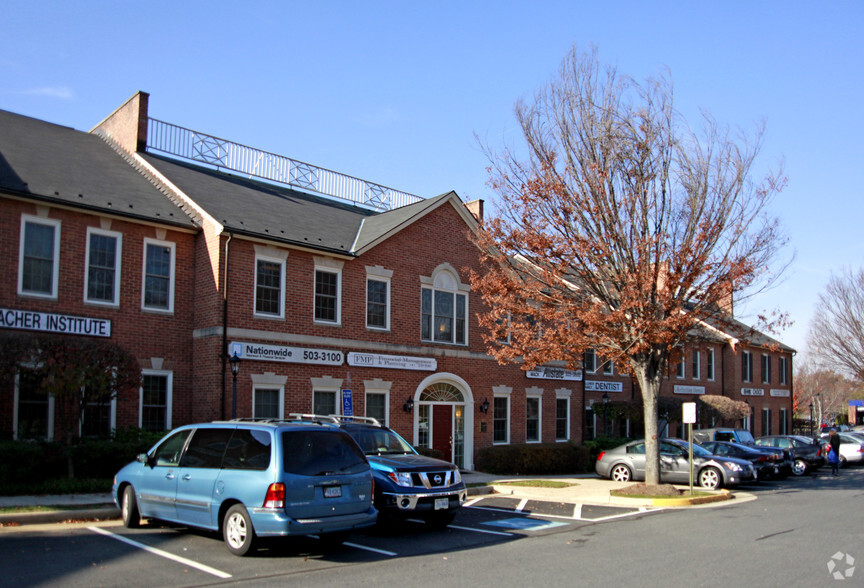 10507-10511 Braddock Rd, Fairfax, VA à louer - Photo principale - Image 1 de 4