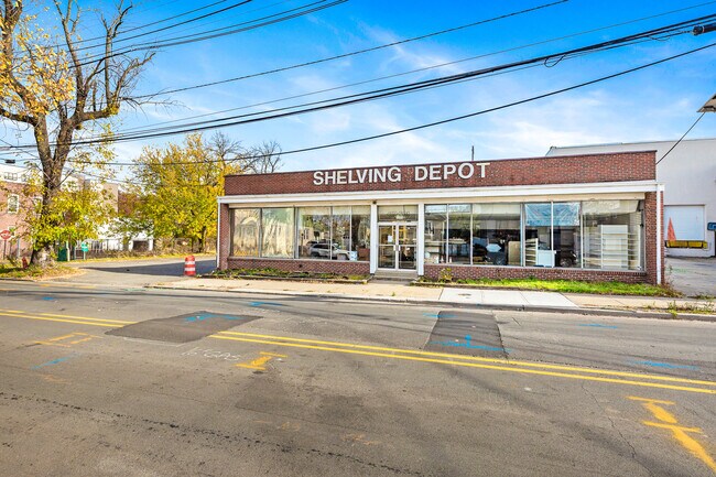 Plus de détails pour 419-501 W Elizabeth Ave, Linden, NJ - Commerce de détail à vendre