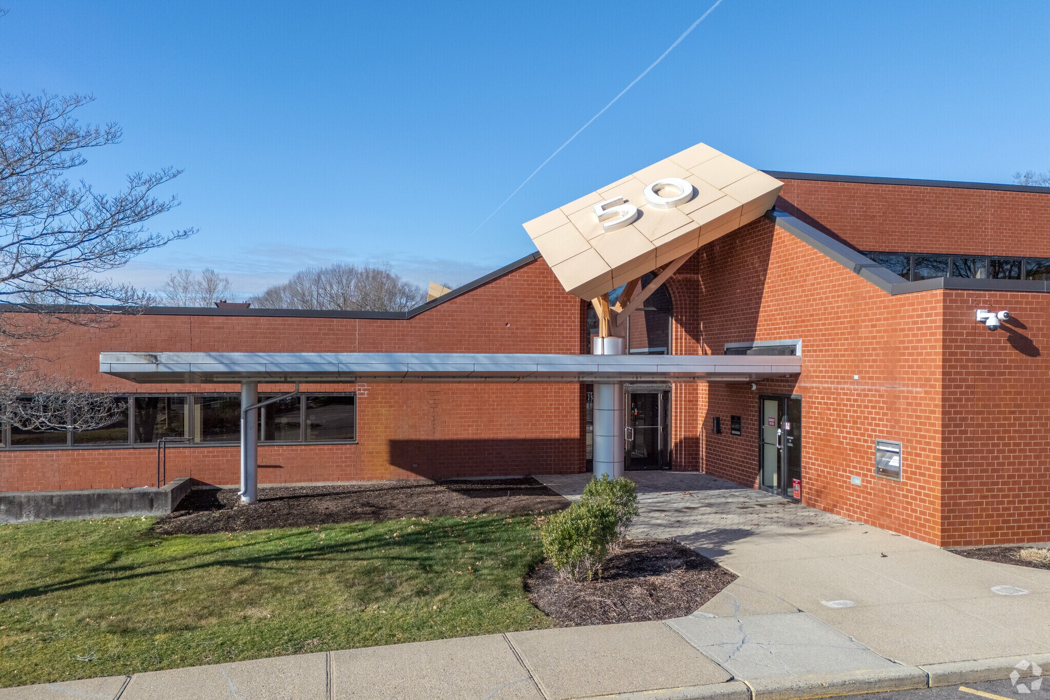 50 Jordan St, East Providence, RI for sale Primary Photo- Image 1 of 1