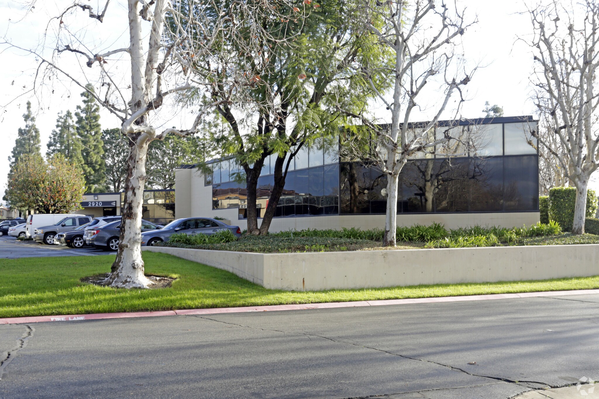 2920 Inland Empire Blvd, Ontario, CA à louer Photo principale- Image 1 de 22