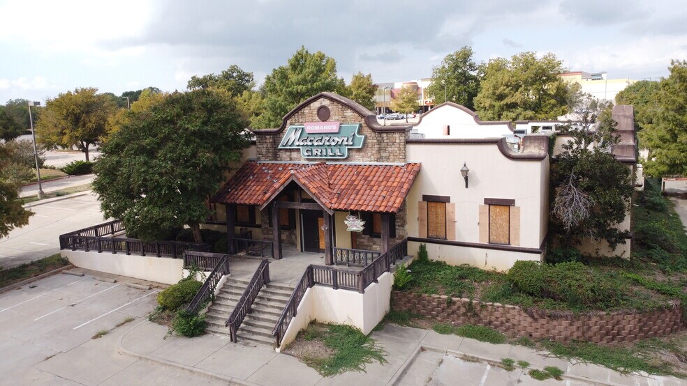 7205 N Central Expy, Plano, TX à louer - Photo du bâtiment - Image 3 de 9