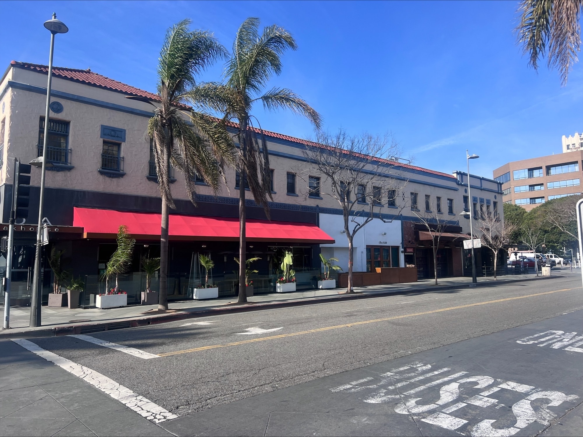 101-120 Santa Monica Blvd, Santa Monica, CA for lease Building Photo- Image 1 of 3