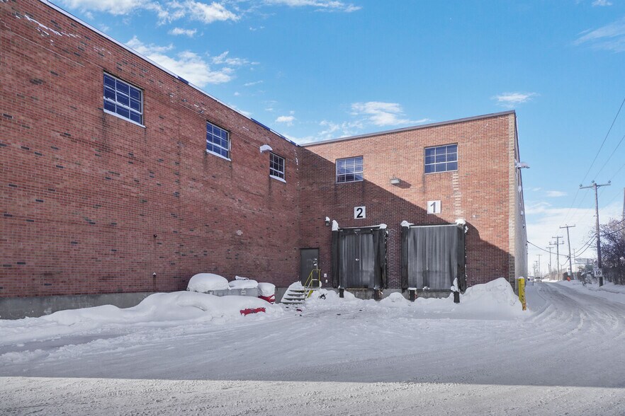 4580-4610 Hickmore, Montréal, QC for lease - Building Photo - Image 3 of 21