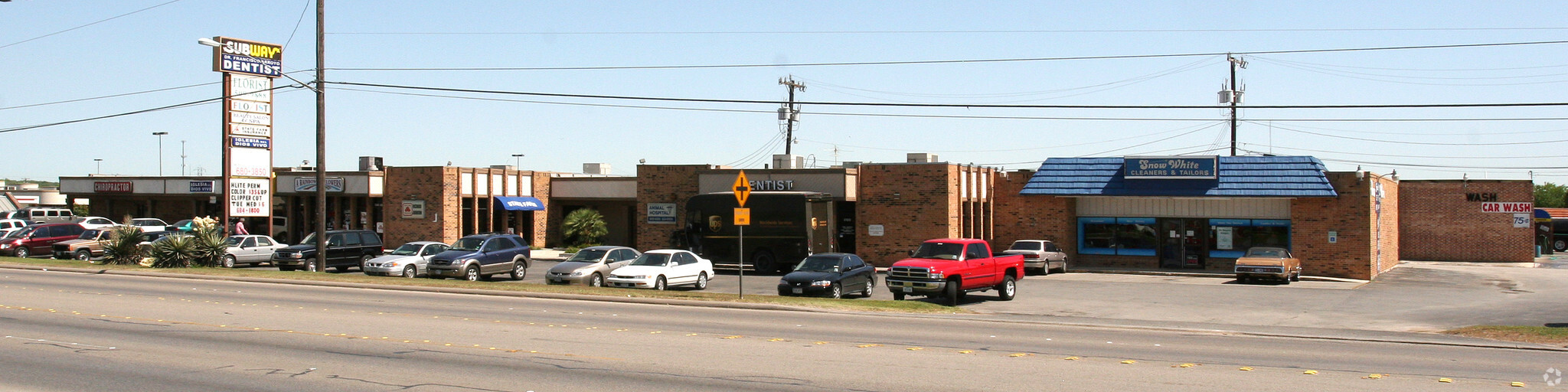 8103-8127 Culebra Rd, San Antonio, TX à louer Photo principale- Image 1 de 10