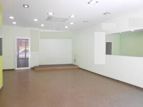 Commerce de détail dans Puig-reig, Barcelona à louer Photo du bâtiment- Image 2 de 6