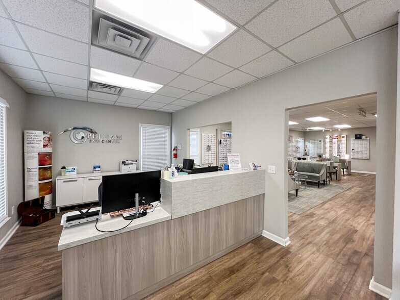 200 Canyon Park Dr, Pelham, AL à louer - Photo du bâtiment - Image 3 de 23