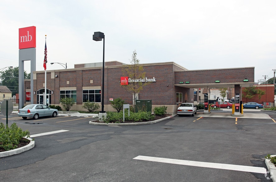 6422 W Archer Ave, Chicago, IL for lease - Primary Photo - Image 1 of 4