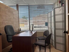 8259 Grand Ave, River Grove, IL for lease Interior Photo- Image 2 of 11