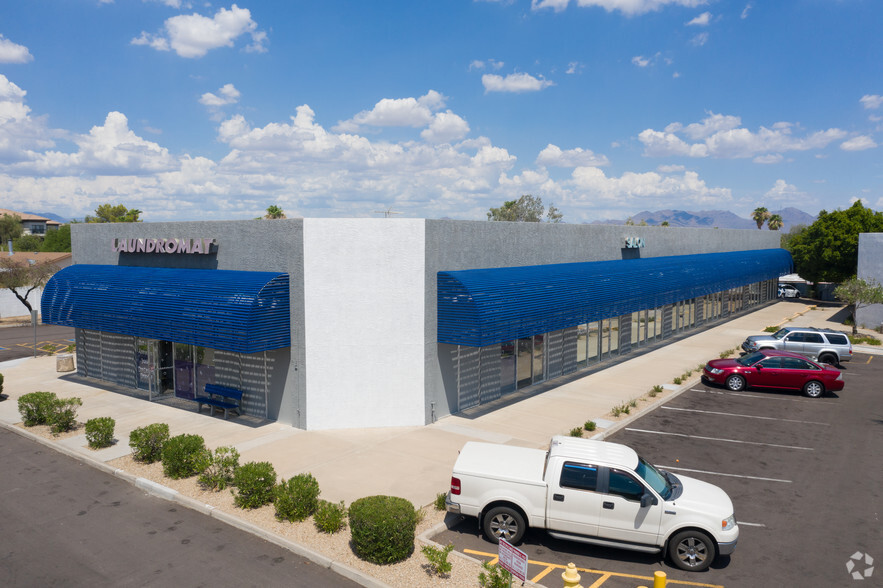 19401-19411 N Cave Creek Rd, Phoenix, AZ à louer - Photo du bâtiment - Image 3 de 6