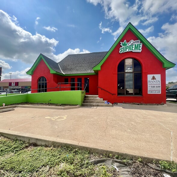 2120 NW 23rd St, Oklahoma City, OK for lease - Building Photo - Image 1 of 5