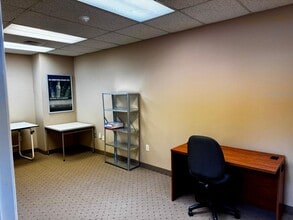 456 US Highway 22 W, Readington, NJ à louer Photo intérieure- Image 1 de 4