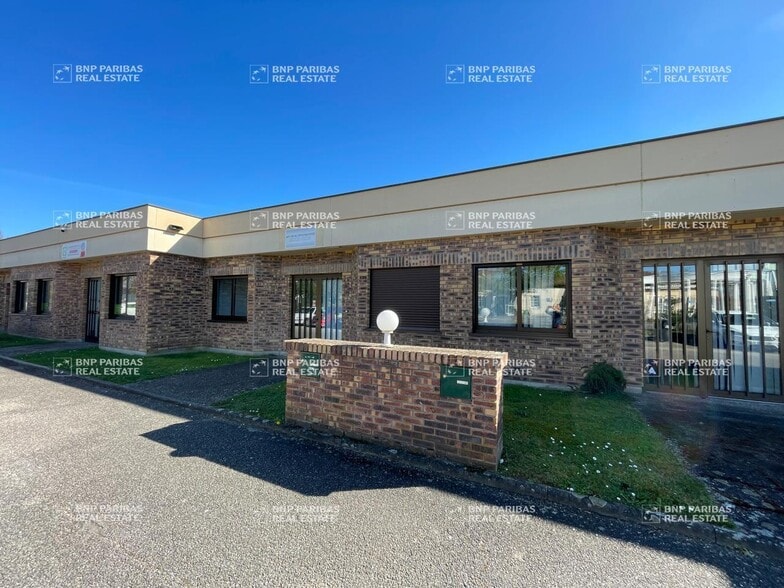 12 Rue Jean Monnet, Eckbolsheim for lease - Building Photo - Image 1 of 8