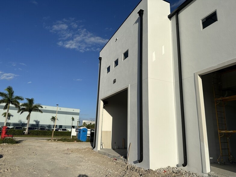 15547 Global Pkwy., Fort Myers, FL for sale - Building Photo - Image 3 of 7