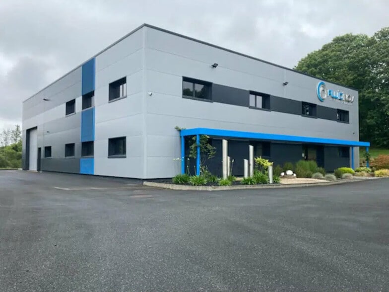 Flex in Pluguffan for lease - Building Photo - Image 1 of 7