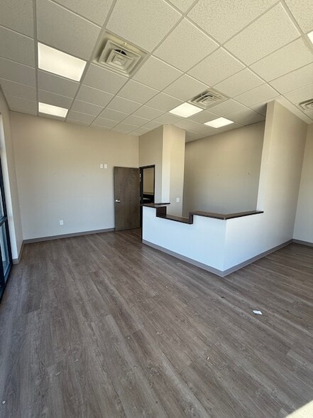 6238 Turner Lake Rd SW, Covington, GA for sale - Interior Photo - Image 1 of 12