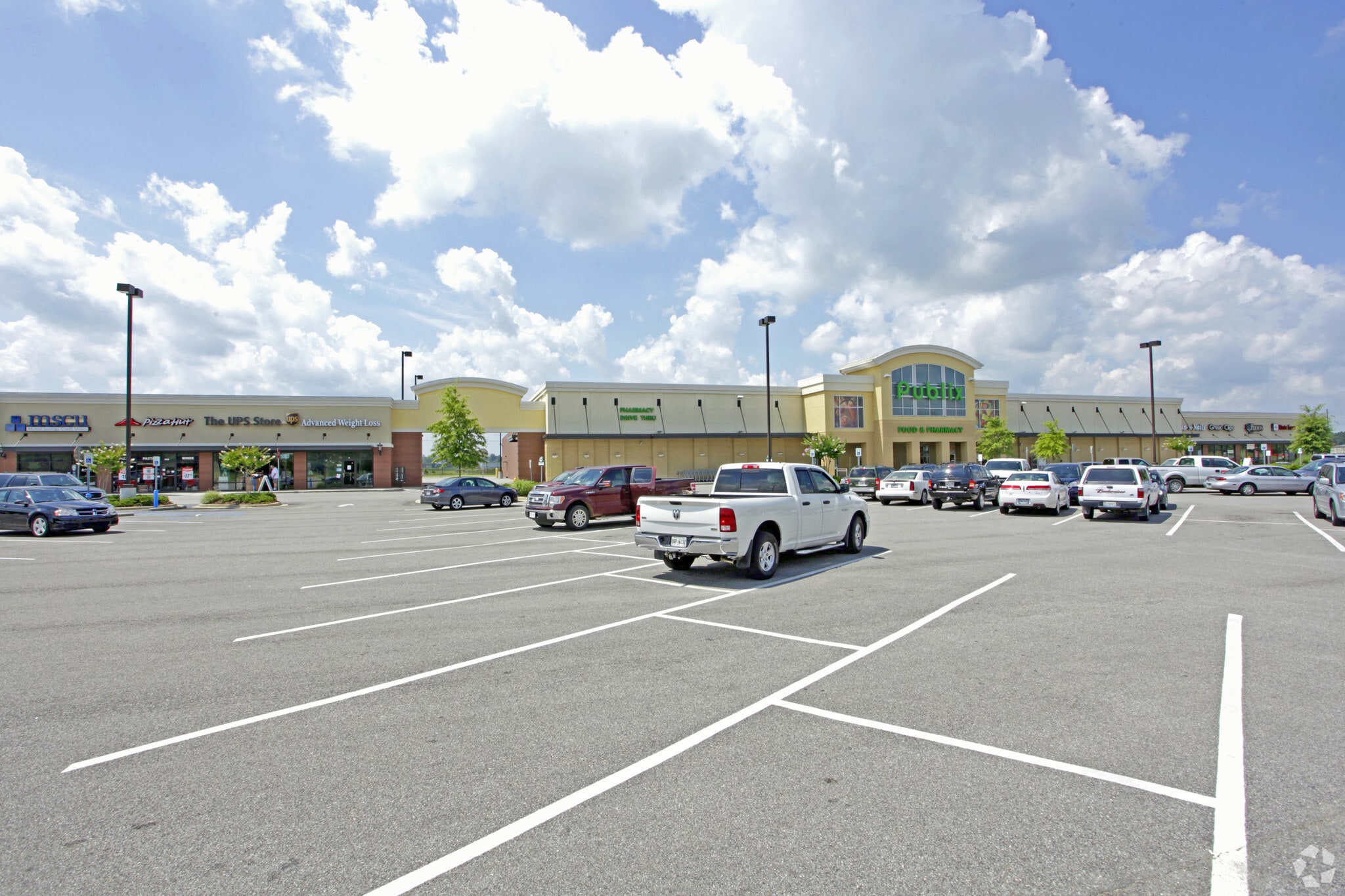56-136 Marketplace Cir, Calera, AL for lease Primary Photo- Image 1 of 6