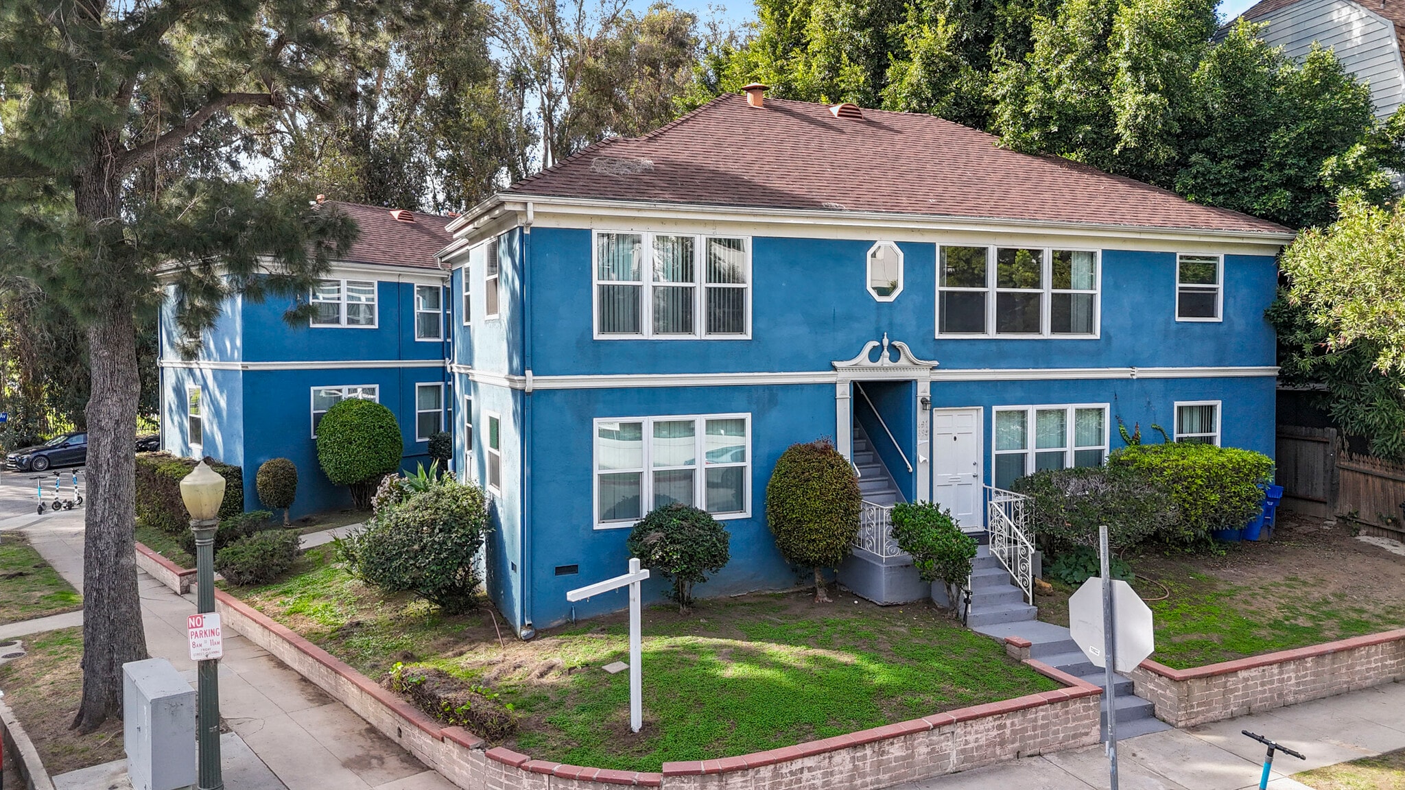 11089-11099 Strathmore Dr, Los Angeles, CA à vendre Photo principale- Image 1 de 27