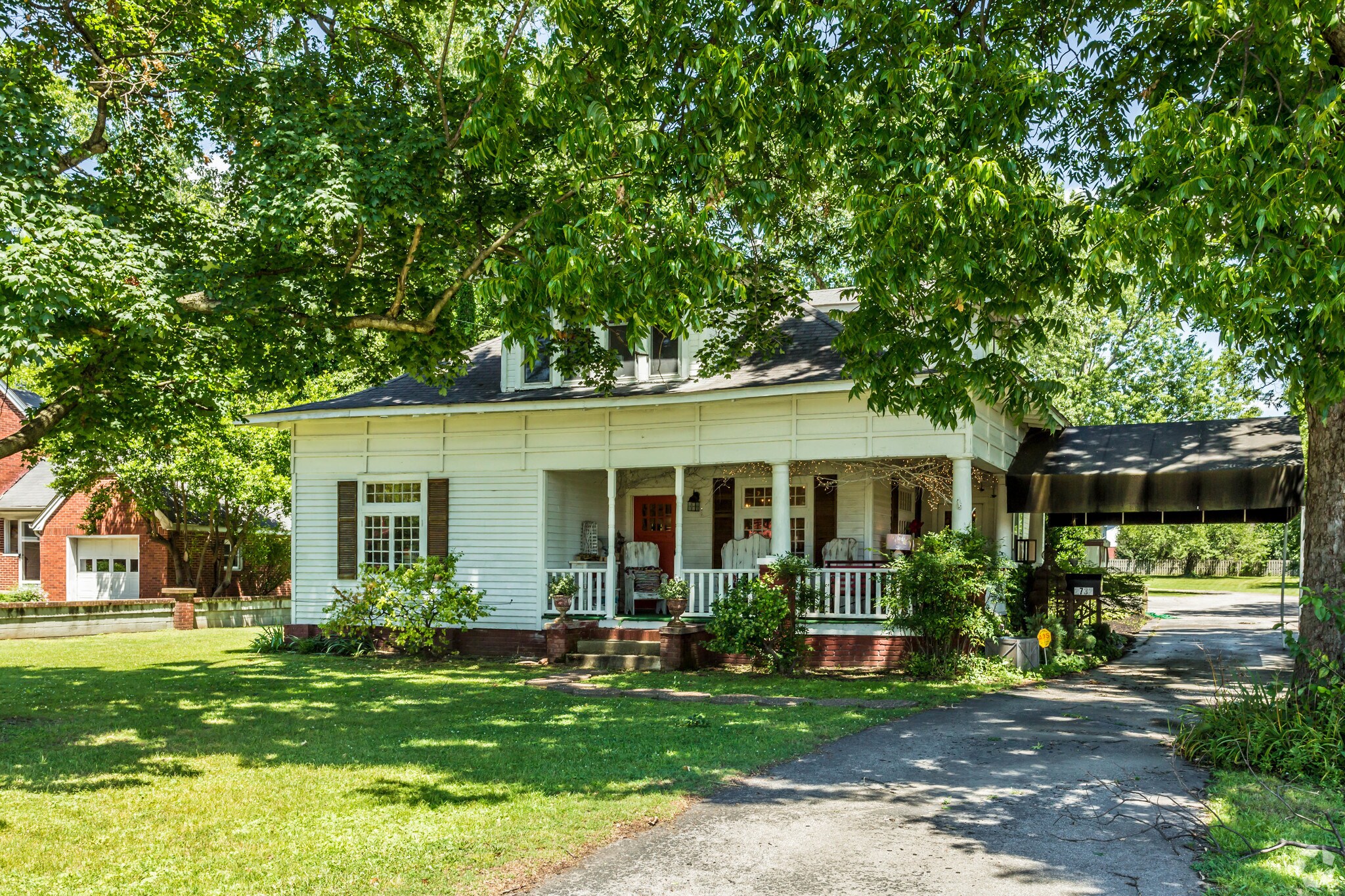 2732 N Highland Ave, Jackson, TN à vendre Photo principale- Image 1 de 9