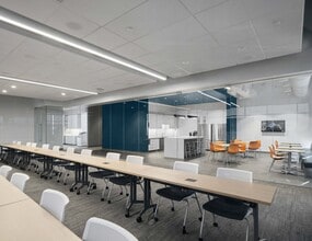 180 S Arizona Ave, Chandler, AZ à louer Photo intérieure- Image 1 de 10